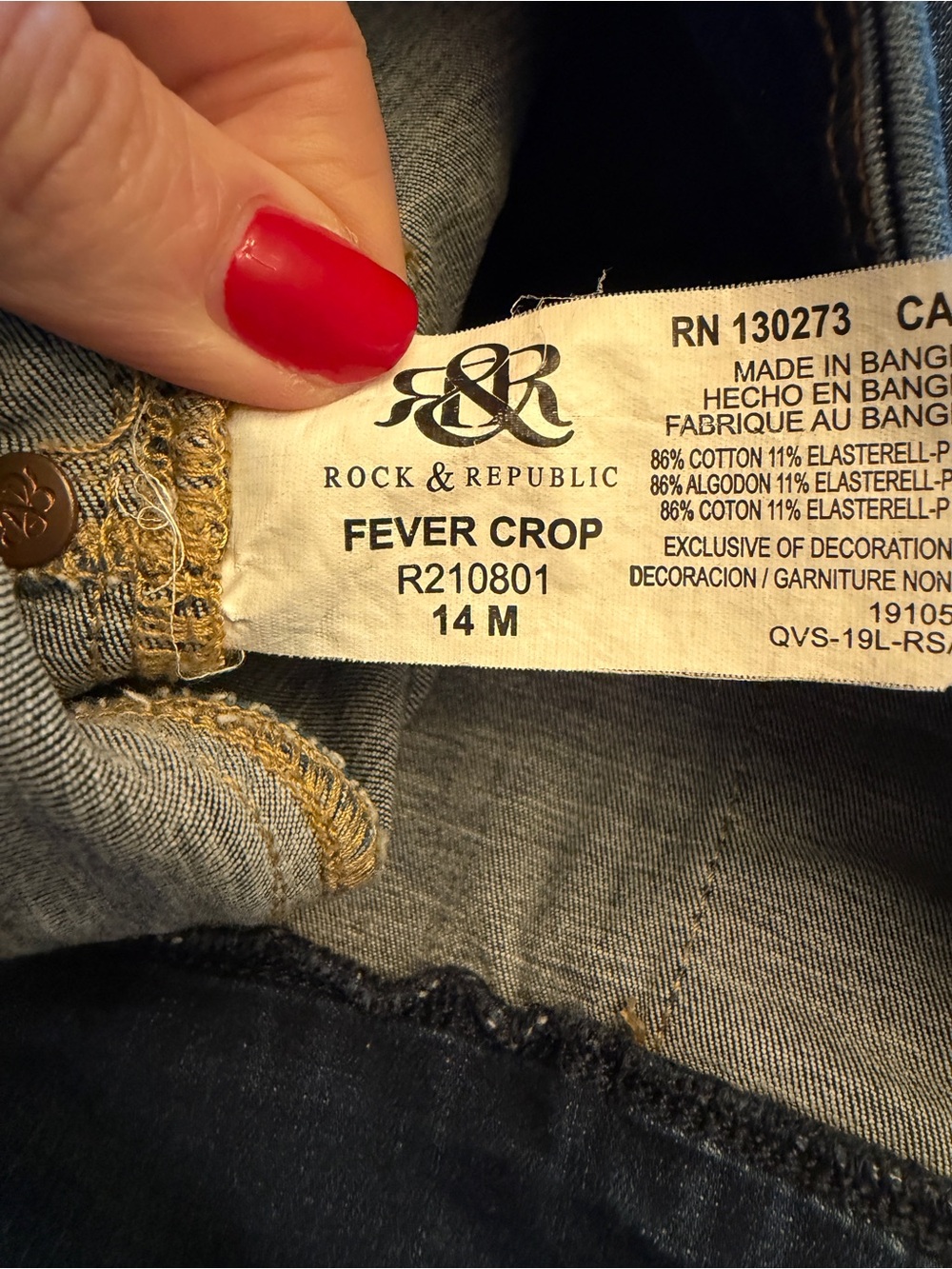 Rock & Republic Distressed Light Blue Skinny Jeans - Picture 4 of 7